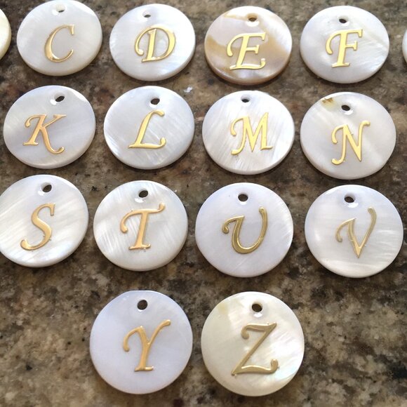 Handmade Personalized Stretch Pearl Bracelet -Choose Letter - Picture 7 of 7